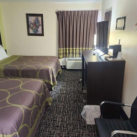 Super 8 By Wyndham Galesburg Hotel Exterior foto