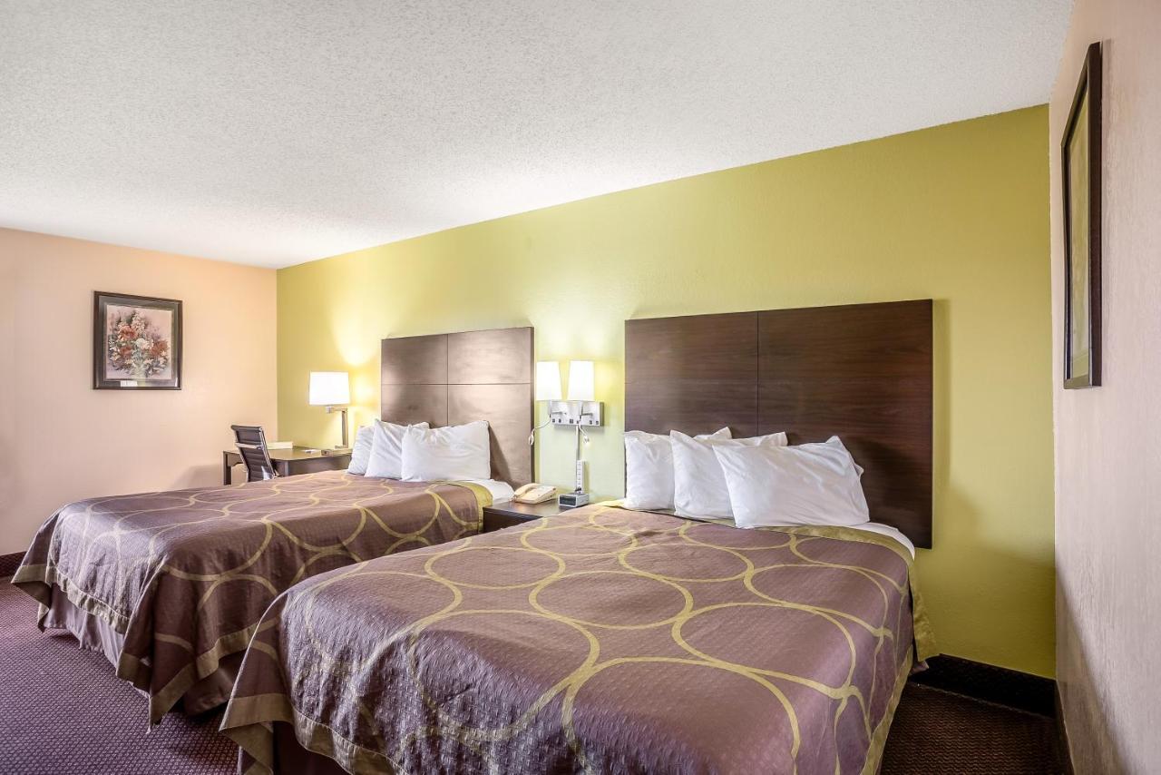 Super 8 By Wyndham Galesburg Hotel Exterior foto